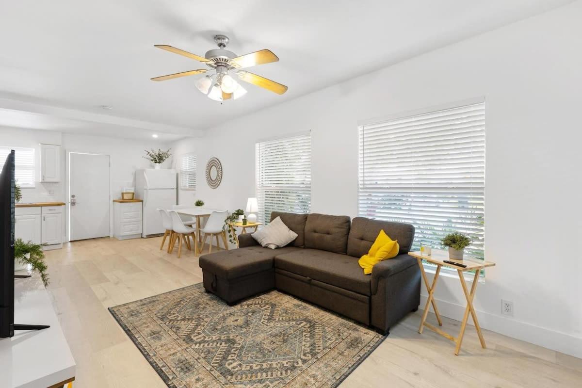 Dreamy 1-Bedroom Apt Walking Distance To Las Olas Форт-Лодердейл Екстер'єр фото